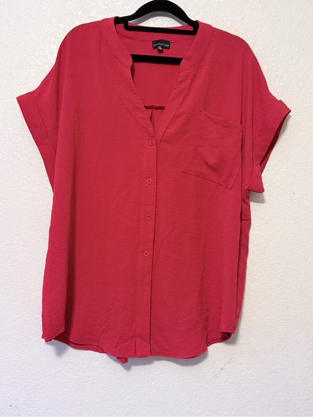 Zenobia Short-Sleeve Button-Down Top in Bright Pink